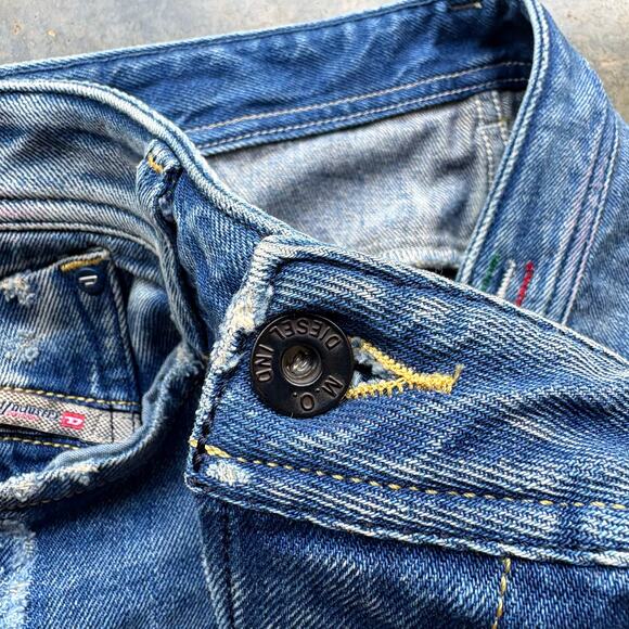 Crazy Diesel Brand Washed Blue Jeans - Picture 9 of 12